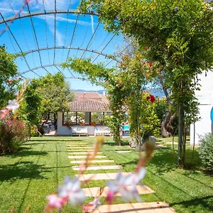 Отель Ristorante S'astore ****